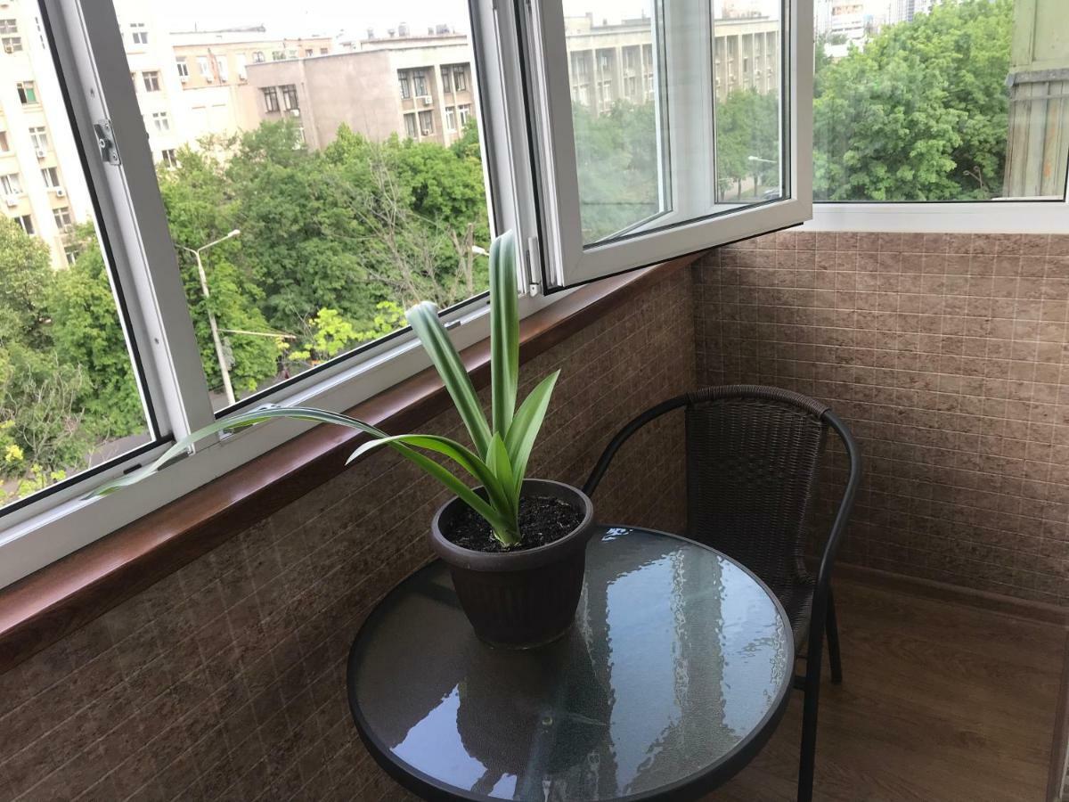 New Apartments With Panoramic Views On Avenue Nauky Kharkov Luaran gambar